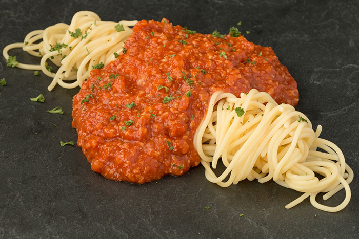Spaghetti bereid met kippengehakt